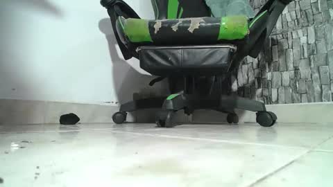 sr master cum its my old account online show from March 24, 2026, 4:01 pm