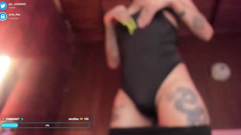 Snapshot of srta_fox chatting on June 7, 2026, 6:33 pm Srta. Fox online show from June 7, 2026, 6:33 pm