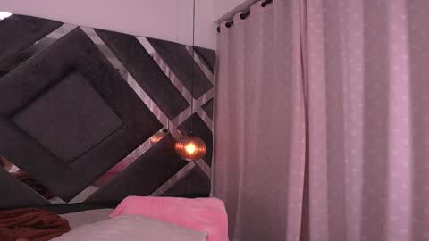 samantha online show from October 7, 2025, 7:55 pm