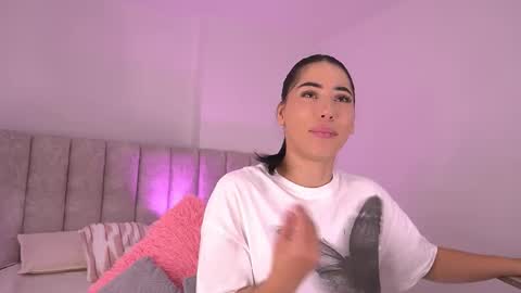 samantha online show from November 5, 2025, 7:25 pm