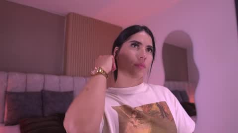 samantha online show from April 21, 2026, 7:17 pm