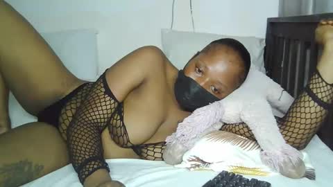 ssexxyred online show from April 16, 2026, 10:56 pm