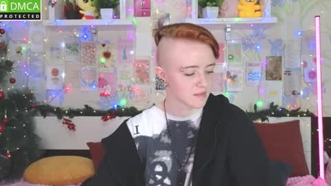 Agatha online show from December 4, 2025, 3:32 pm