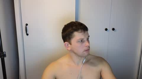 st1vemaster01 online show from December 3, 2024, 2:27 pm