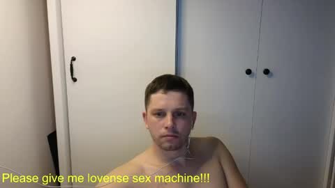 st1vemaster01 online show from April 1, 2026, 3:31 pm