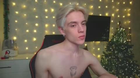 Snapshot of st_koshin chatting on January 6, 2025, 2:04 am Nick Gasai online show from January 6, 2025, 2:04 am