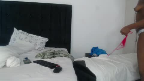 stacey_jaxn online show from April 2, 2026, 8:01 am