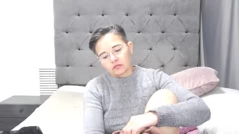 Snapshot of staceydarling chatting on October 27, 2025, 6:28 am staceydarling online show from October 27, 2025, 6:28 am