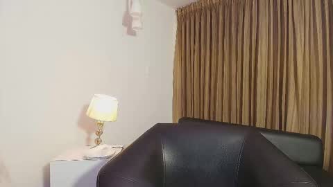   online show from November 13, 2025, 2:16 pm