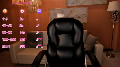 Stacy Woods online show from January 11, 2025, 10:40 am