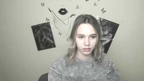 Stacy online show from December 24, 2024, 2:01 pm