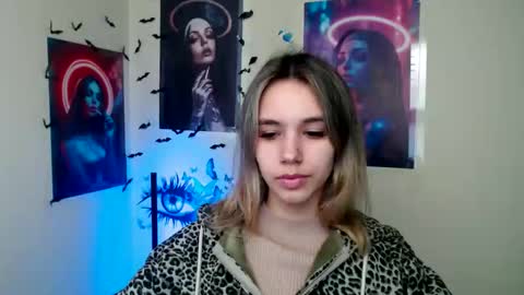 Stacy online show from October 20, 2025, 12:27 pm