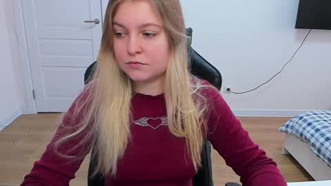 Stacy  online show from February 5, 2025, 9:57 am