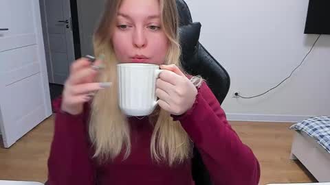 Stacy  online show from February 12, 2025, 3:38 pm