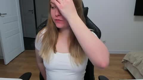 Stacy  online show from April 26, 2026, 5:10 pm