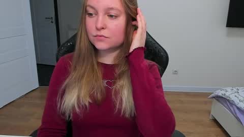 Snapshot of stacy_miraclee chatting on May 29, 2026, 4:27 pm Stacy online show from May 29, 2026, 4:27 pm