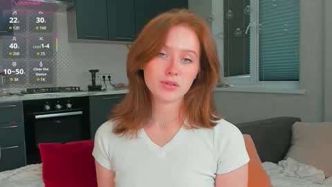 stacyfoxi online show from December 5, 2025, 7:28 am