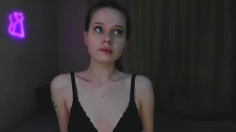 stacyloveforu online show from March 1, 2025, 12:23 pm