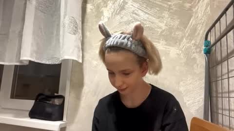 Emma online show from February 26, 2026, 8:52 pm