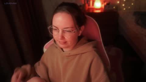 Alice online show from November 24, 2025, 9:03 pm