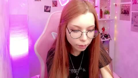 Snapshot of star_tarra chatting on April 29, 2026, 2:15 am Tarra online show from April 29, 2026, 2:15 am
