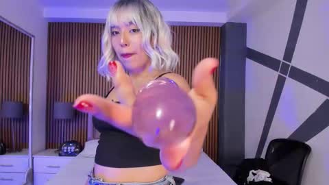 Snapshot of starbutterflyy_ chatting on October 27, 2025, 4:16 am STAR online show from October 27, 2025, 4:16 am