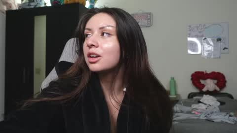 Snapshot of stardust_seiya chatting on March 19, 2026, 5:11 am stardust_seiya online show from March 19, 2026, 5:11 am