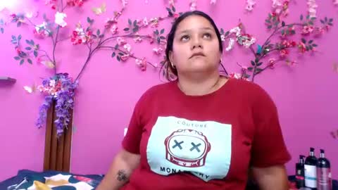 alejandra online show from June 18, 2026, 8:02 pm