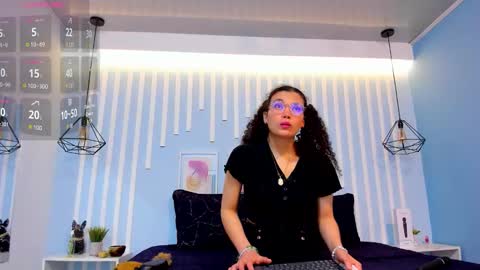 Stark Jones online show from October 30, 2025, 12:17 pm