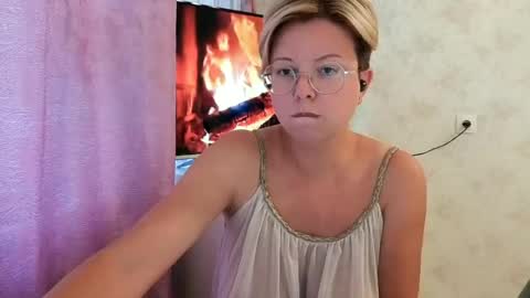Snapshot of stasya_07 chatting on July 6, 2026, 1:19 pm Stasya online show from July 6, 2026, 1:19 pm