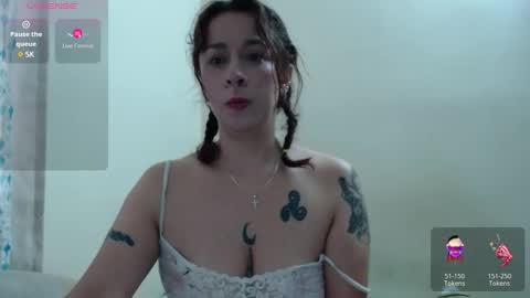 Luna Fox online show from January 7, 2025, 10:41 pm