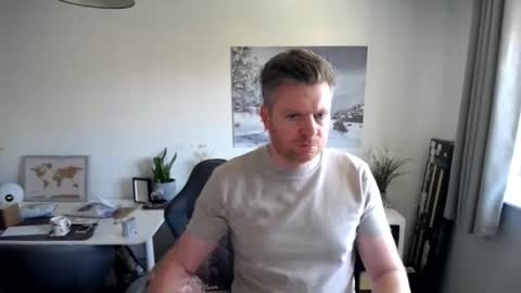 steelk2010 online show from April 22, 2026, 1:12 pm