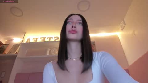 Stefa Gomez  online show from January 15, 2026, 1:16 pm