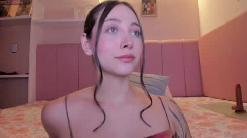Stefa Gomez  online show from June 24, 2026, 12:48 pm