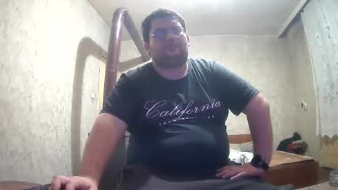 Stefan online show from November 4, 2025, 7:13 pm