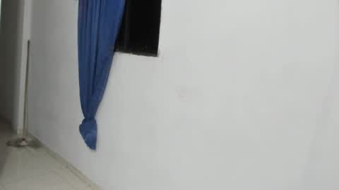 julieth-cancer online show from February 28, 2025, 1:47 am