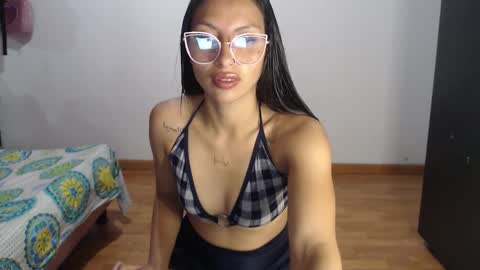 Stefi online show from March 8, 2026, 1:36 am