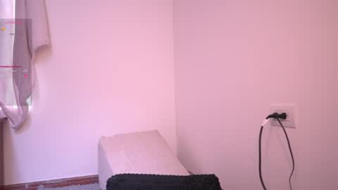 Stafania 3 online show from January 5, 2025, 4:38 pm