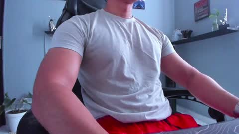 Stefann Salvatore online show from July 20, 2026, 4:42 pm