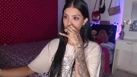 Im MiaIts my first day here  online show from December 23, 2024, 2:24 am