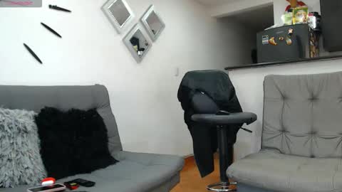 Stefy Milf online show from October 18, 2025, 1:45 pm