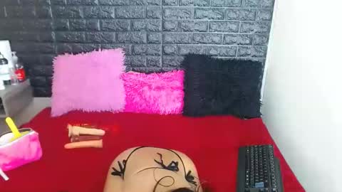 Snapshot of stefanvix202 chatting on December 20, 2024, 3:25 am Stefan online show from December 20, 2024, 3:25 am