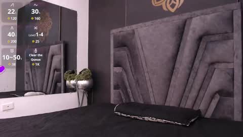 Stefany Brown online show from January 24, 2025, 11:59 am