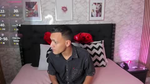 stefany_pablo1 online show from February 14, 2025, 12:25 pm