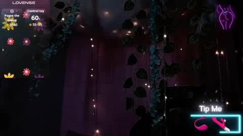 Stefanny lopez online show from April 21, 2026, 1:42 am