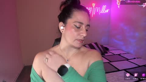 stefany online show from January 21, 2025, 1:22 pm