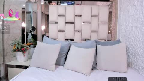 Stefany  online show from May 22, 2026, 5:18 pm