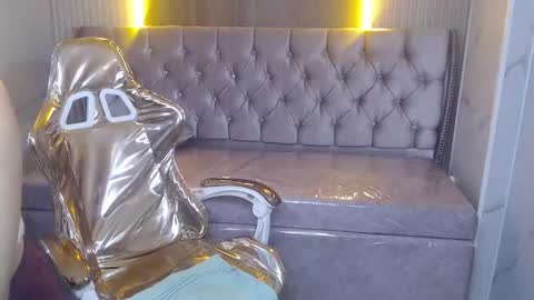 steffa_bunny_b online show from March 5, 2026, 12:45 pm