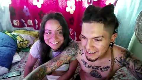 steffandjoshh420 online show from January 9, 2026, 9:27 pm