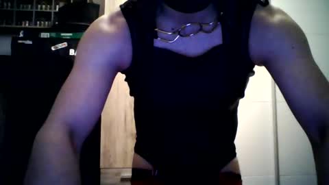 steffaniemoosbach online show from November 27, 2025, 5:48 pm